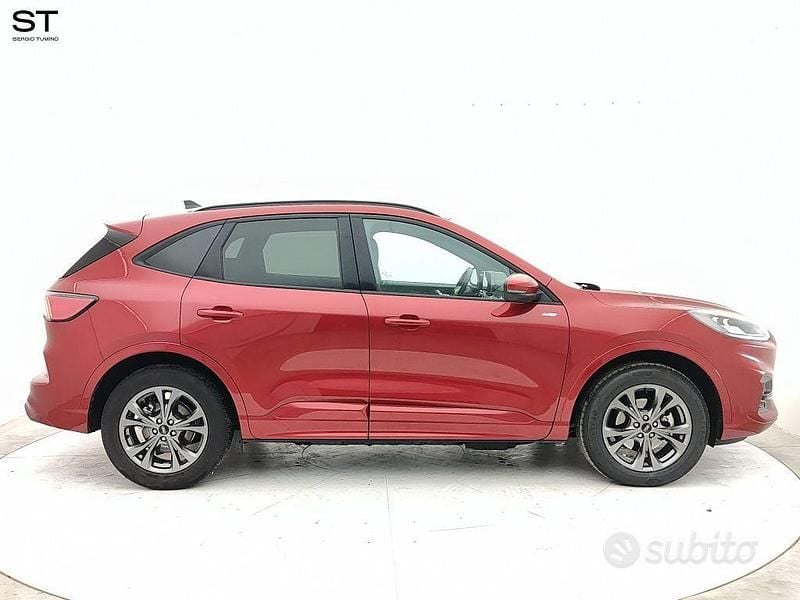Usata Ford Kuga ST-Line X 225 CV (165 kW) 2022 Rosso SUV