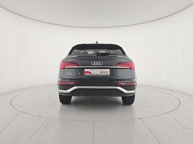 Usata Audi Q5 Sportback Sport 204 CV (150 kW) 2024 Grigio SUV