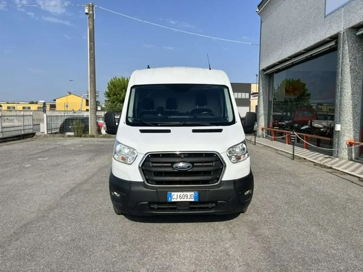 Usata Ford Transit 131 CV (96 kW) 2022 Bianco Furgone