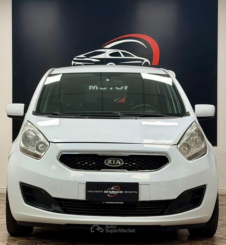 Usata Kia Venga 90 CV (66 kW) 2013 Bianco Utilitaria