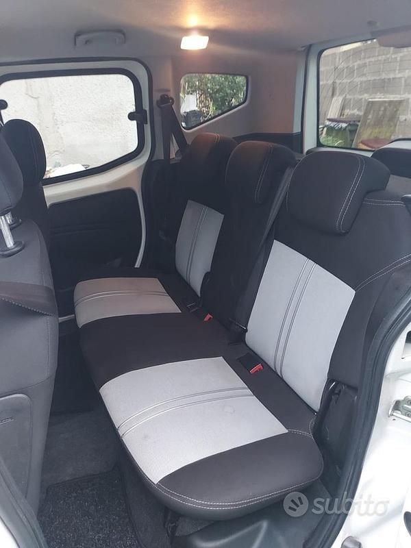 Usata Fiat Qubo Trekking 75 CV (55 kW) 2013 Monovolume