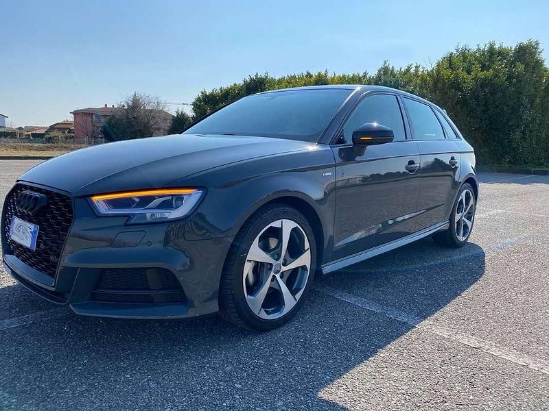 Usata Audi A3 S-Line 116 CV (85 kW) 2018 Berlina