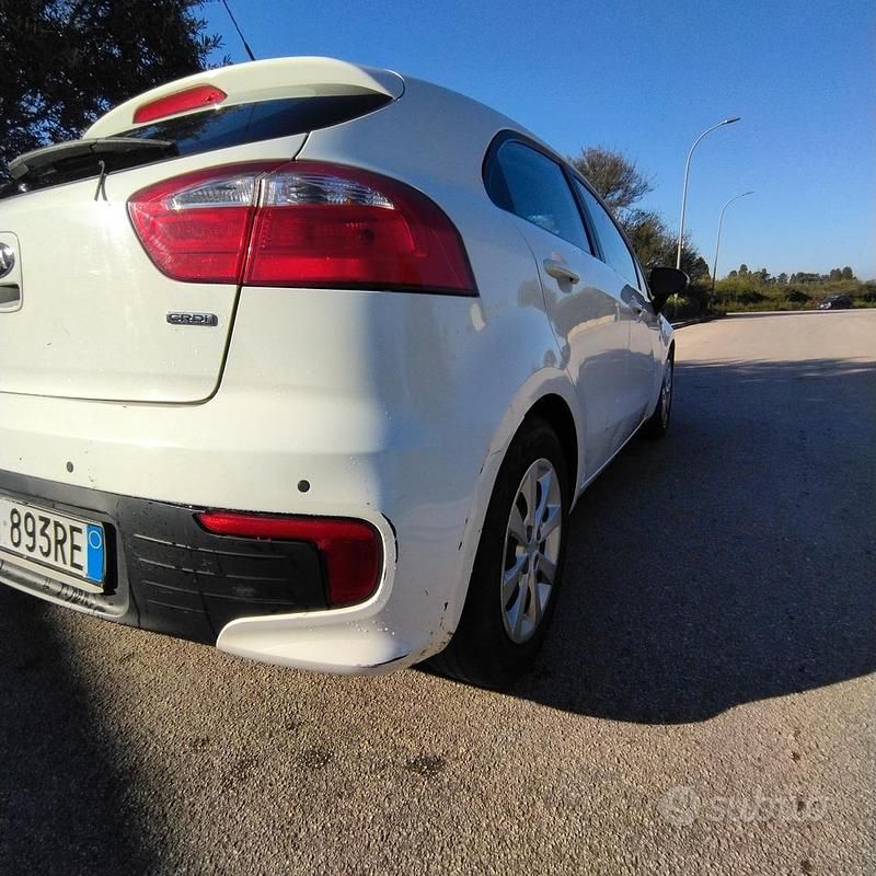Usata Kia Rio 2016 Bianco Utilitaria