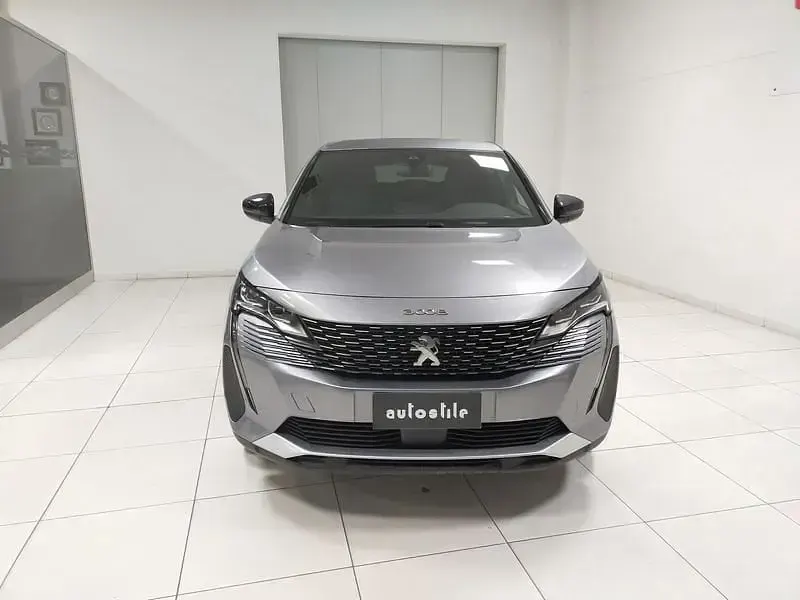 Usata Peugeot 3008 Allure 131 CV (96 kW) 2024 Grigio SUV