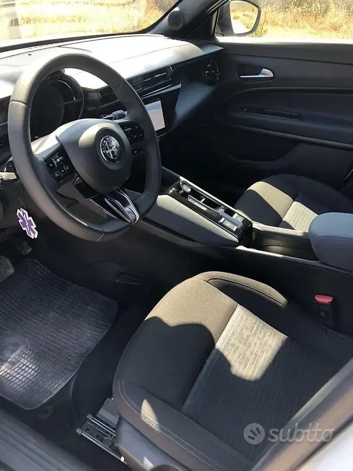 Usata Alfa Romeo GT Junior 136 CV (100 kW) 2024 Bianco Station wagon