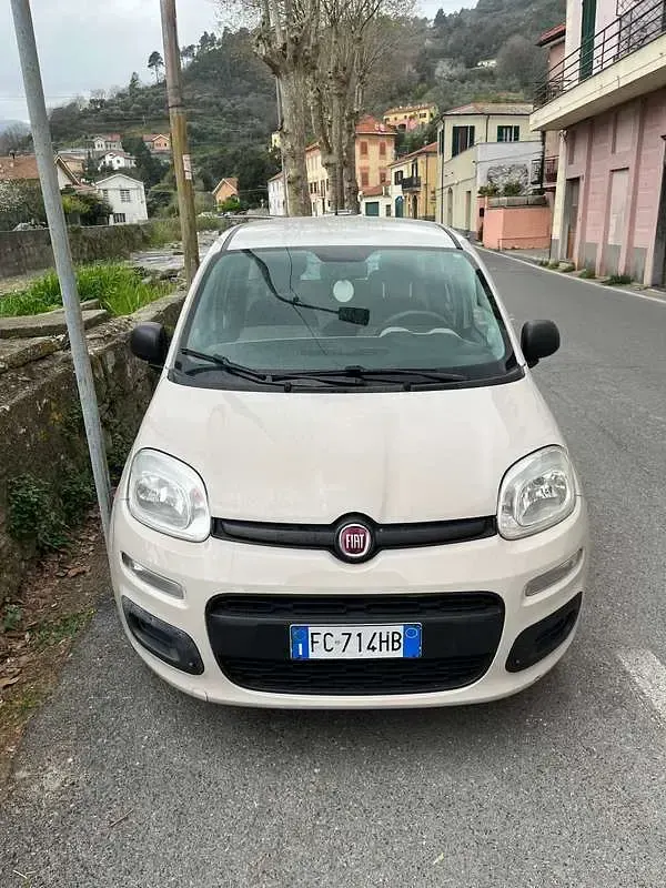 Usata Fiat Panda Easy 80 CV (58 kW) 2016 Marrone Utilitaria