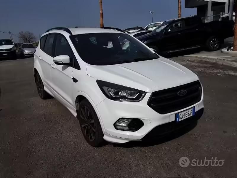 Usata Ford Kuga ST-Line 120 CV (88 kW) 2019 Bianco SUV
