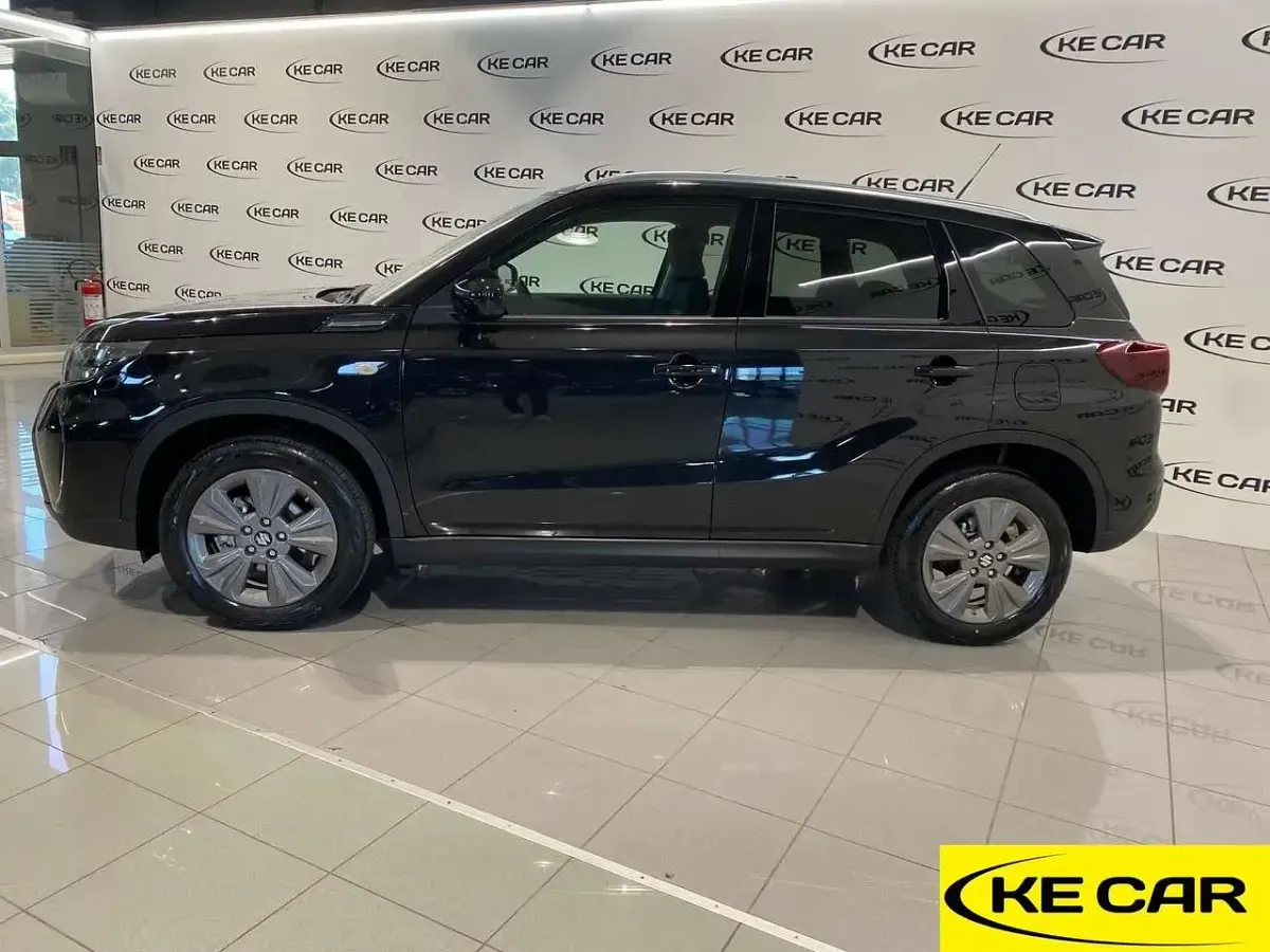 Usata Suzuki Vitara Cool 110 CV (80 kW) 2025 Nero SUV