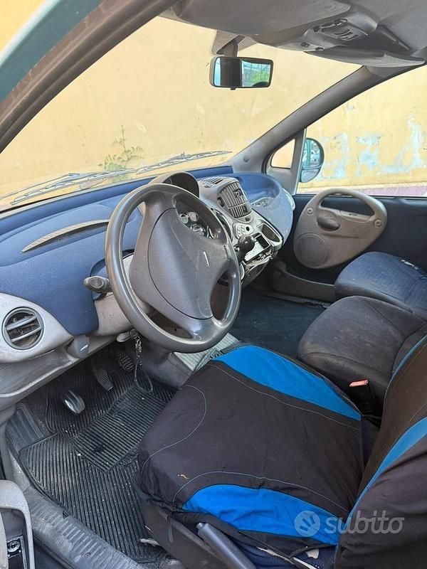 Verde Usata 1999 Fiat Multipla Monovolume | 600 € - Immagine 1/4