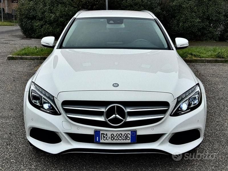Usata Mercedes C250 Premium 204 CV (150 kW) 2015 Bianco Station wagon