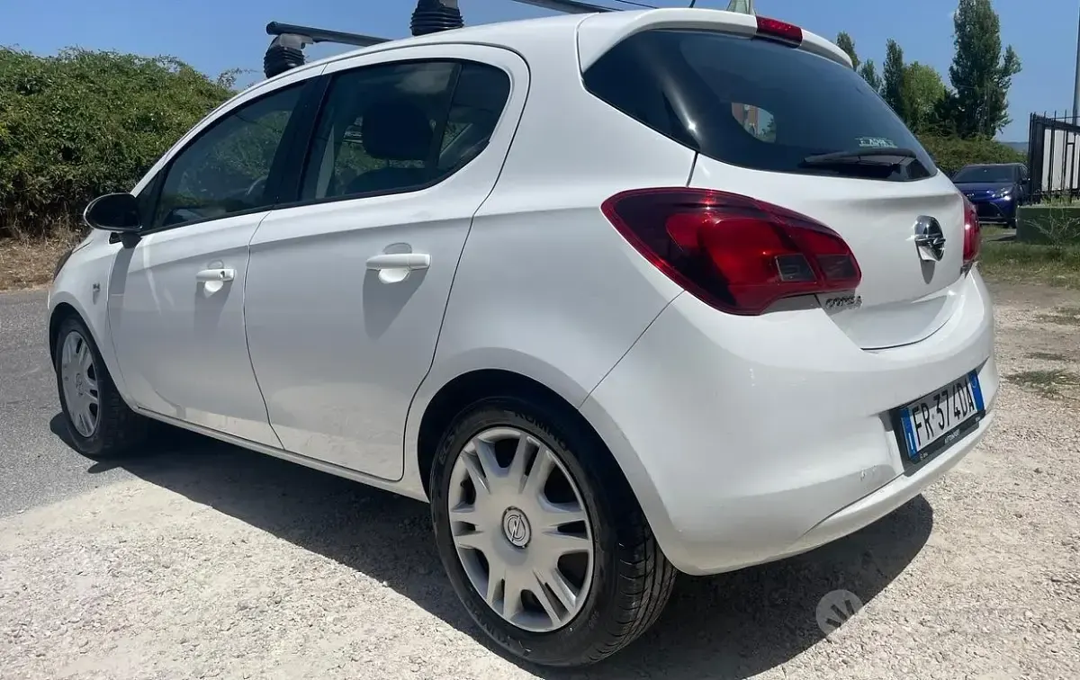 Usata Opel Corsa 90 CV (66 kW) 2018 Bianco Utilitaria