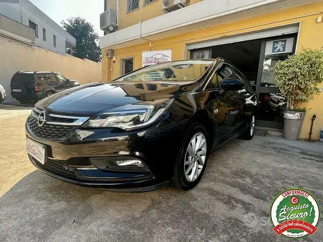 Usata Opel Astra 110 CV (80 kW) 2018 Nero Station wagon