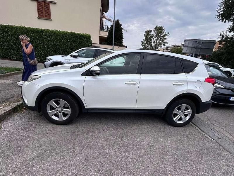 Usata Toyota RAV4 Active 124 CV (91 kW) 2013 Bianco SUV