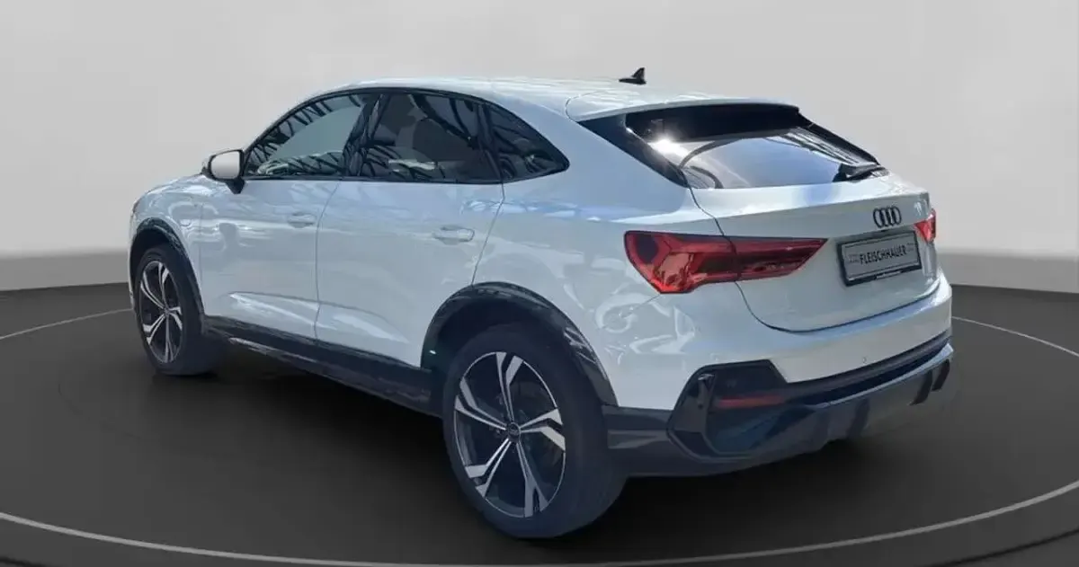 Usata Audi Q3 Sportback S-Line 150 CV (110 kW) 2022 Bianco SUV