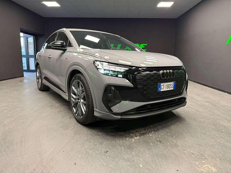 Usata Audi Q4 Sportback e-tron S-Line 210 kW (286 CV) 2024 Grigio SUV