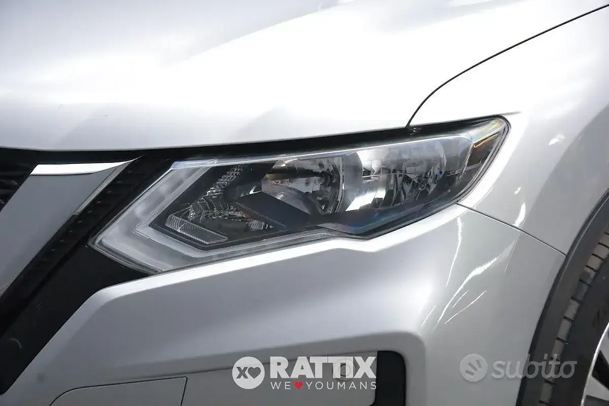 Käytetty Nissan X-Trail 163 HP (119 kW) 2018 Harmaa Katumaasturi