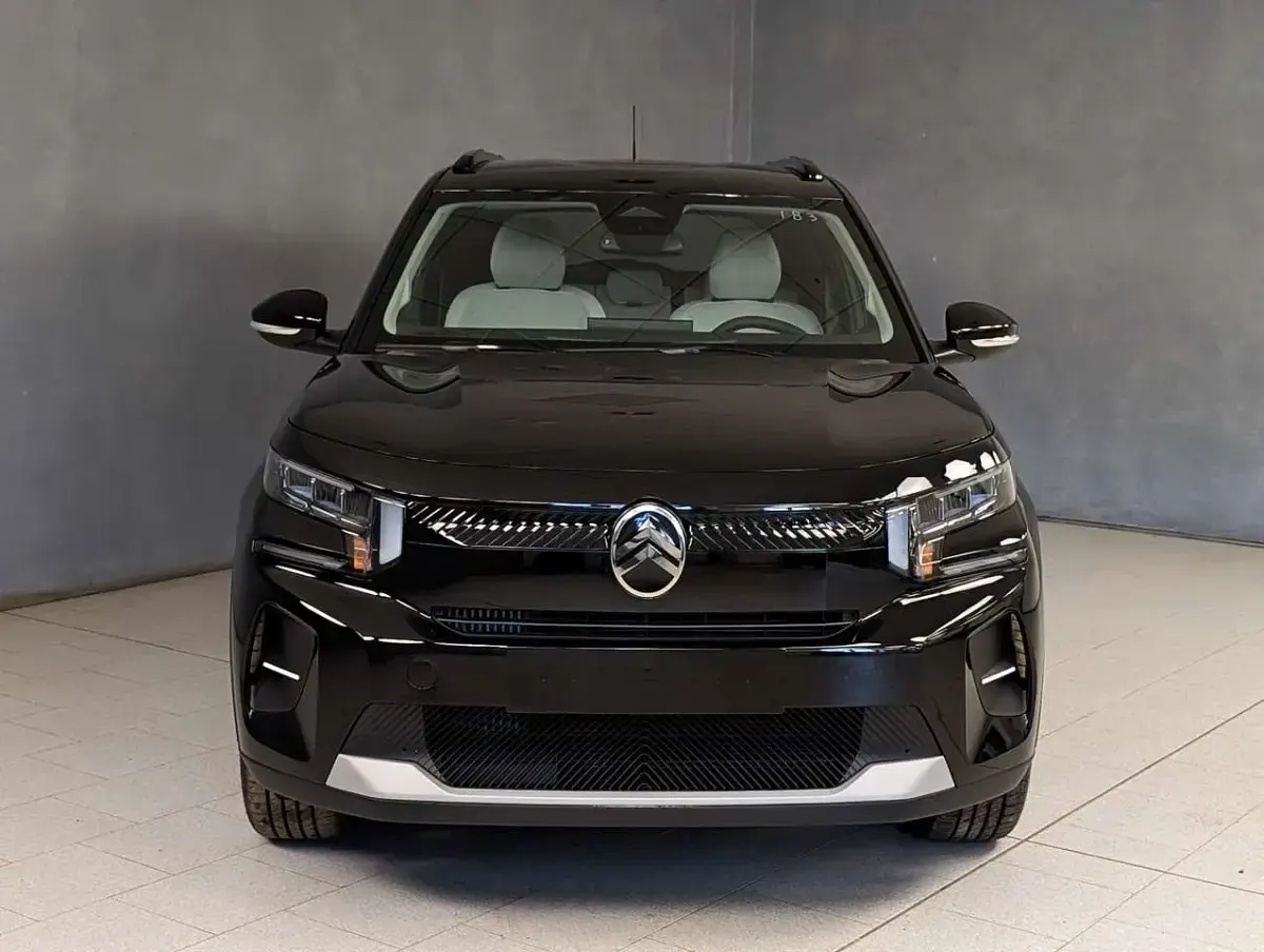 Nuova Citroën C3 PureTech 101 CV (74 kW) 2026 Nero SUV
