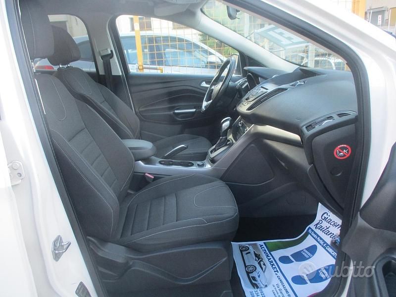 Occasion Ford Kuga 140 ch (102 kW) 2013 Blanc SUV