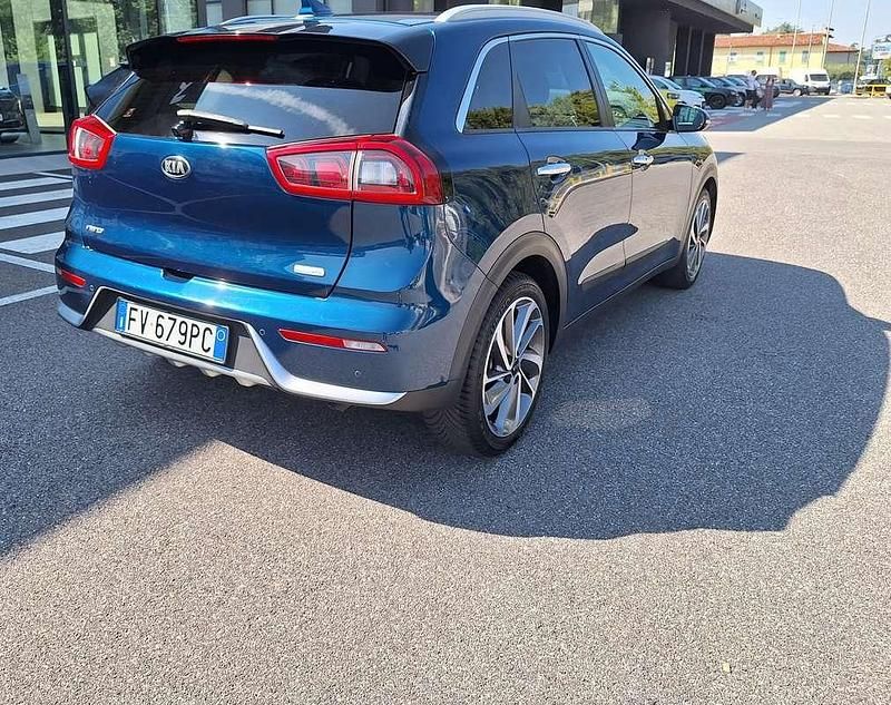 Usata Kia Niro 105 CV (77 kW) 2019 Blu/azzurro SUV