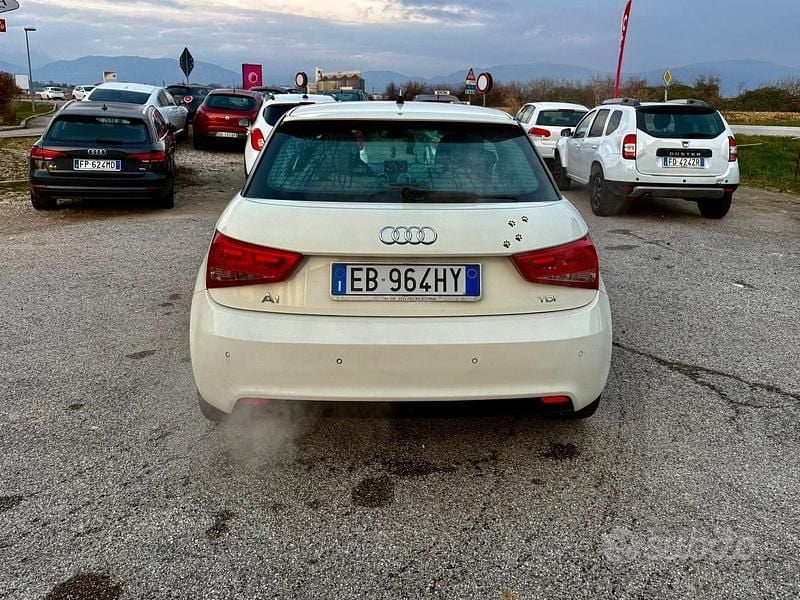 Usata Audi A1 Ambition 105 CV (77 kW) 2010 Bianco Utilitaria