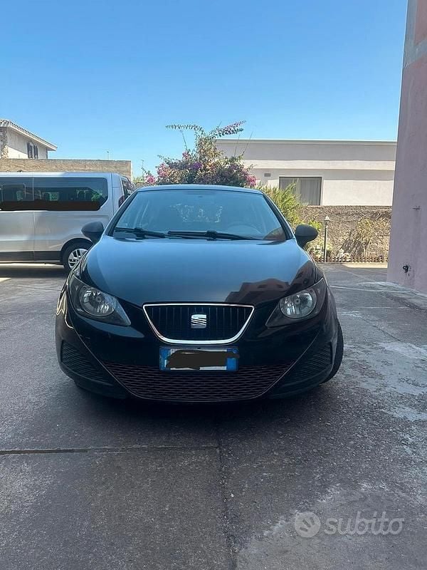 Nero Usata 2009 Seat Ibiza Tre volumi | 3000 € - Immagine 1/4