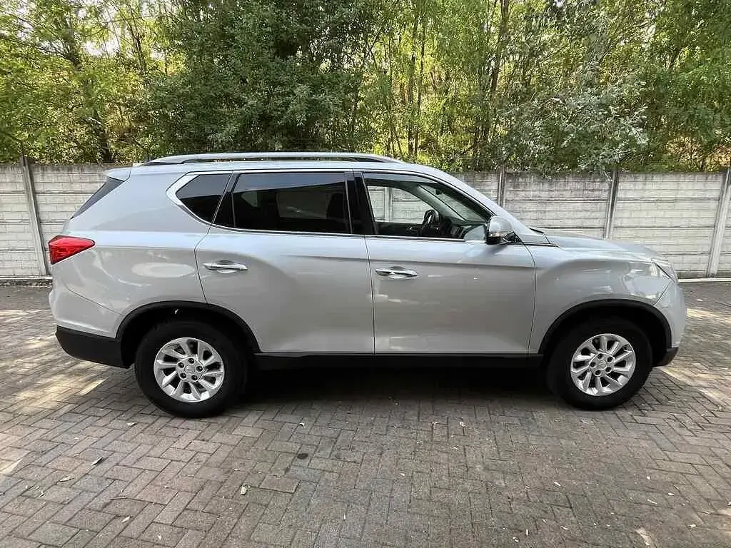 Usata SsangYong Rexton 181 CV (133 kW) 2019 Grigio SUV