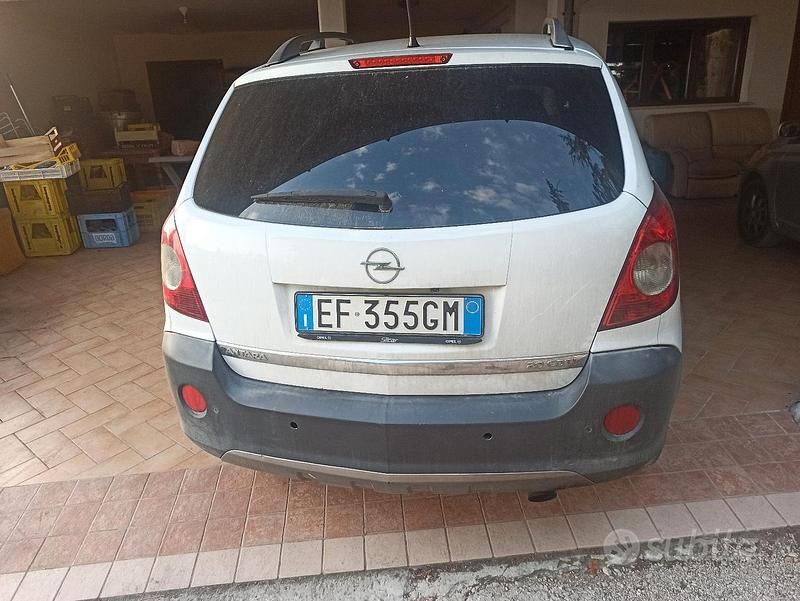 Usata Opel Antara 150 CV (110 kW) 2010 Bianco SUV