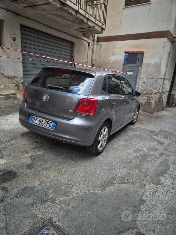 Usata VW Polo 75 CV (55 kW) 2009 Grigio Berlina