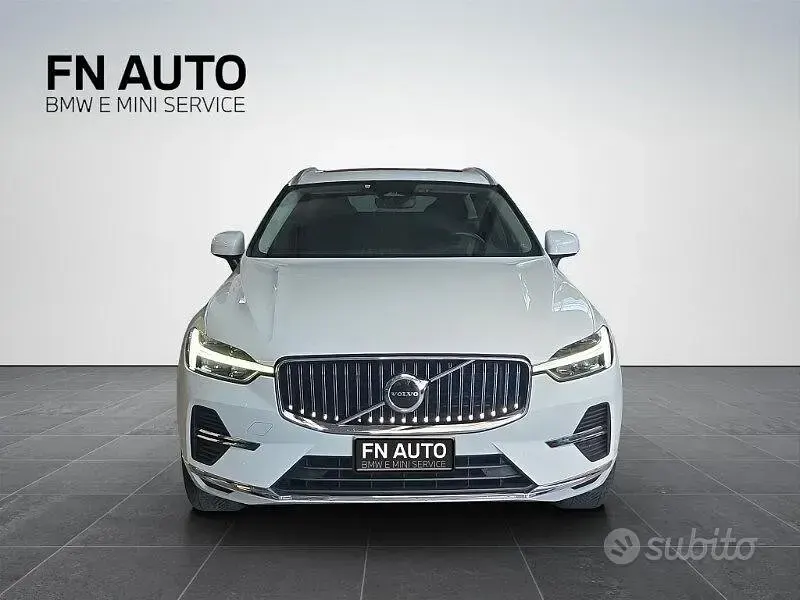 Usata Volvo XC60 Inscription 349 CV (256 kW) 2022 Bianco SUV