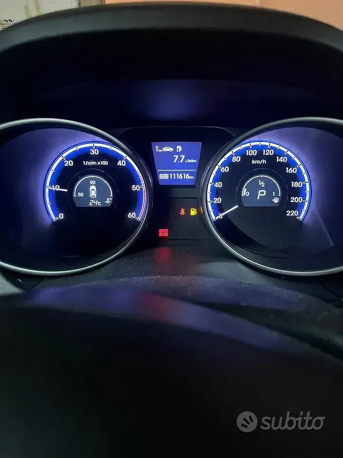 Usata Hyundai ix35 163 CV (119 kW) 2011 Bluazzurro SUV