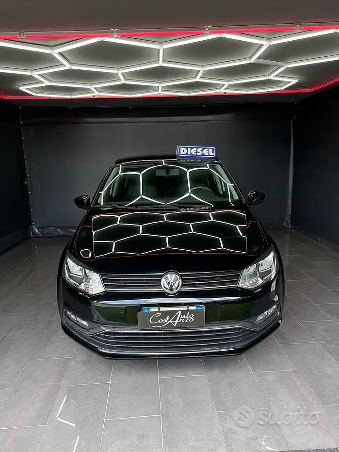 Usata VW Polo 75 CV (55 kW) 2015 Nero Berlina