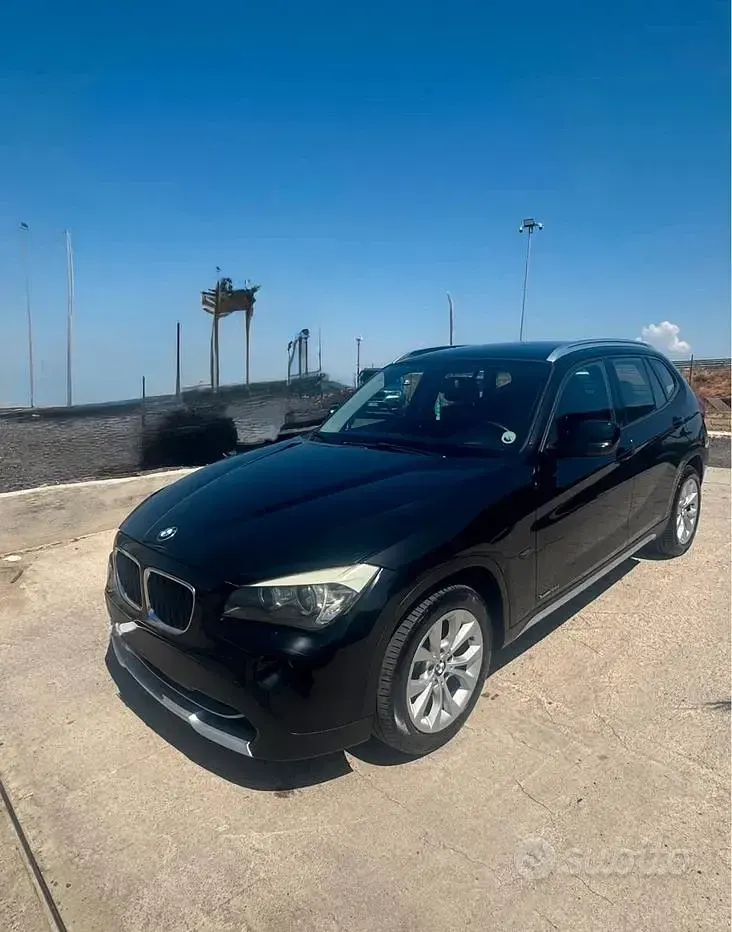 Usata BMW X1 Comfort Edition 143 CV (105 kW) 2012 Nero SUV
