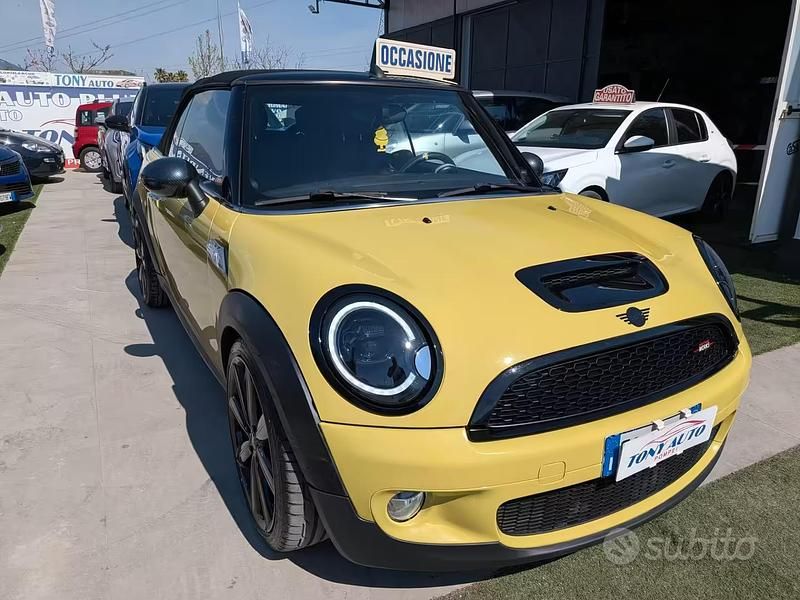 Usata Mini Cooper S Cabriolet 184 CV (135 kW) 2010 Giallo Cabrio