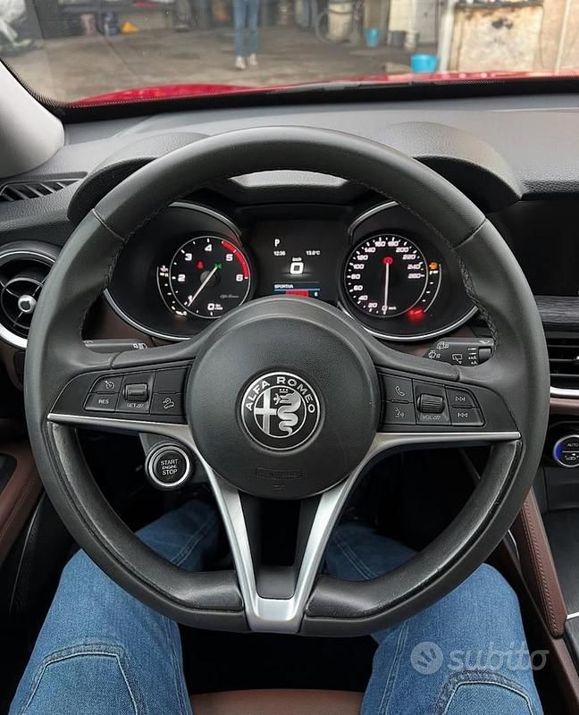 Usata Alfa Romeo Stelvio 210 CV (154 kW) 2019 Rosso SUV