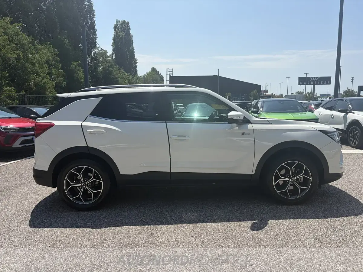Usata SsangYong Korando 163 CV (119 kW) 2023 Bianco SUV