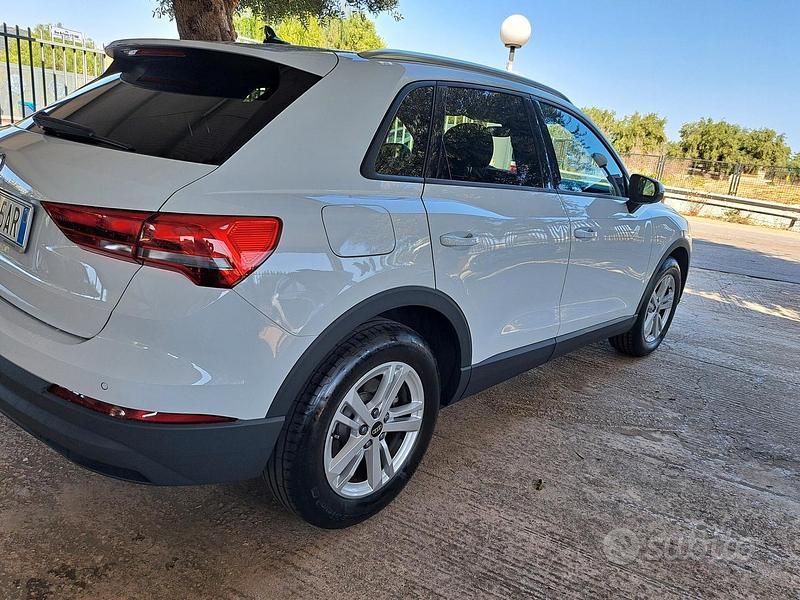 Usata Audi Q3 Business 150 CV (110 kW) 2021 Bianco SUV