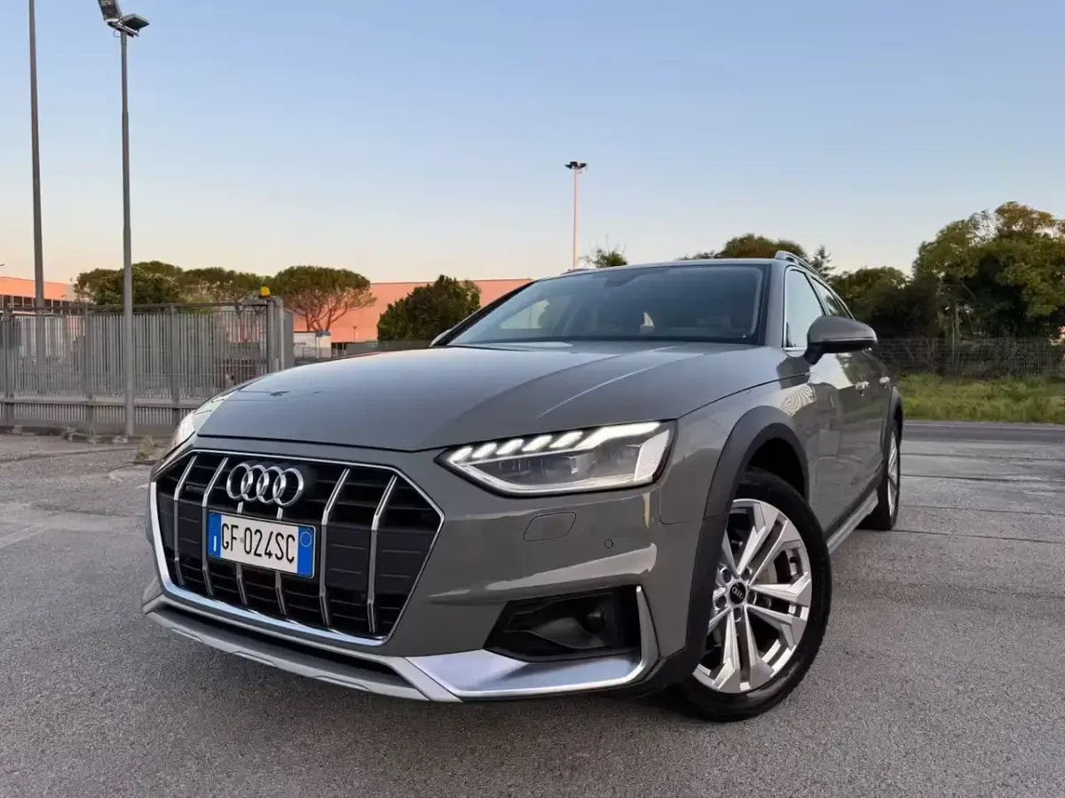 Usata Audi A4 Allroad Ambiente 204 CV (150 kW) 2021 Grigio Station wagon
