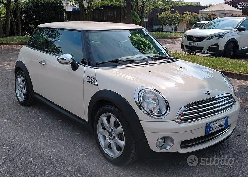 Usata Mini Cooper 120 CV (88 kW) 2010 Utilitaria