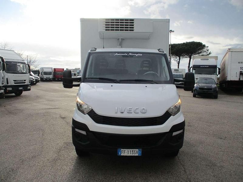 Usata Iveco Daily 145 CV (106 kW) 2016 Bianco