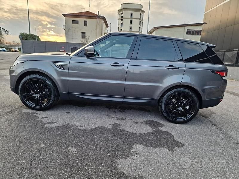 Usata Land Rover Range Rover Sport HSE Dynamic 240 CV (176 kW) 2015 Grigio SUV