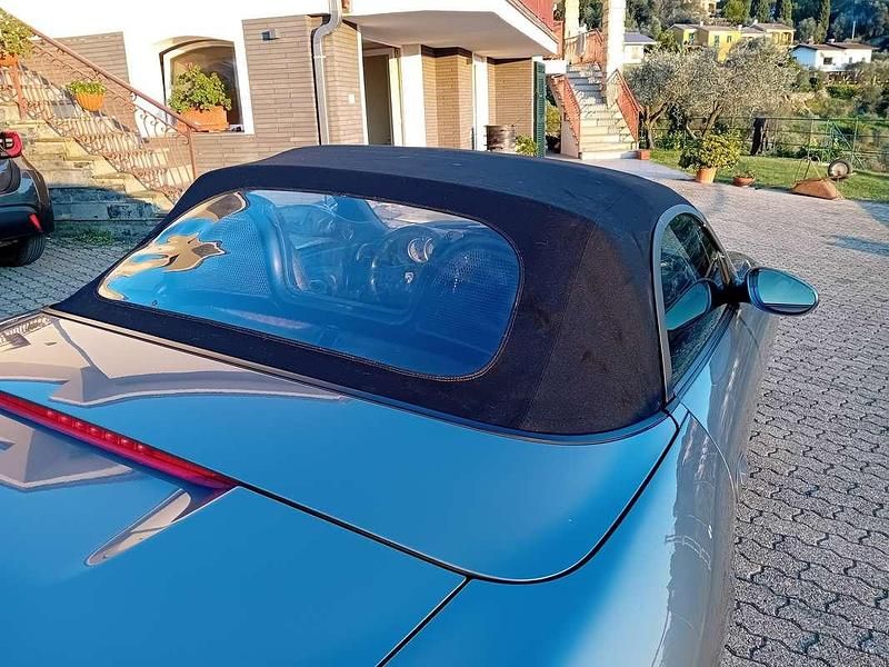 Usata Porsche Boxster 252 CV (185 kW) 2001 Grigio Cabrio