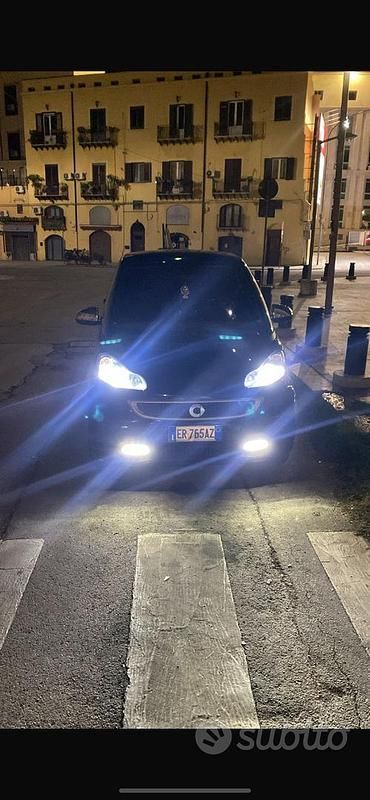 Usata Smart ForTwo Coupé 71 CV (52 kW) 2010 Utilitaria