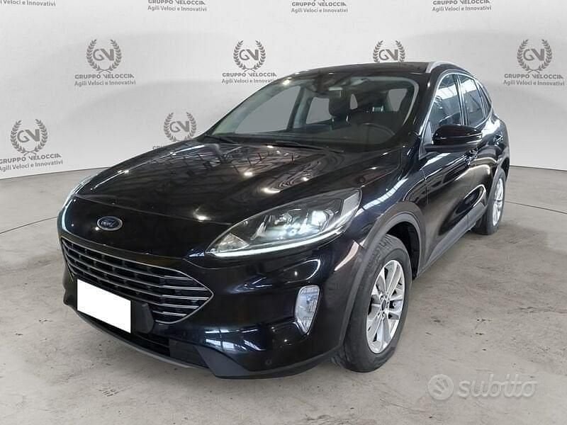 Usata Ford Kuga Titanium 120 CV (88 kW) 2020 Nero SUV