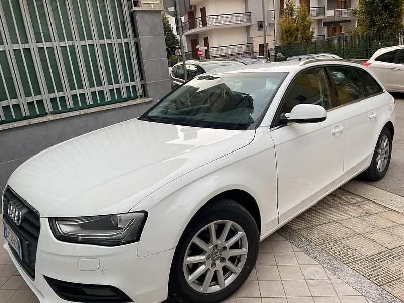 Usata Audi A4 177 CV (130 kW) 2014 Bianco Station wagon
