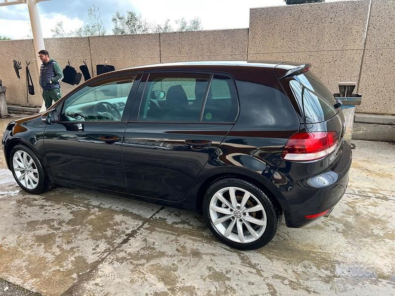Begagnad VW Golf VII 140 HK (102 kW) 2013 Svart Sedan