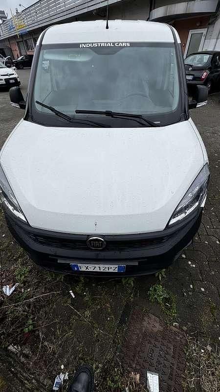 Usata Fiat Doblò Active 105 CV (77 kW) 2019 Monovolume