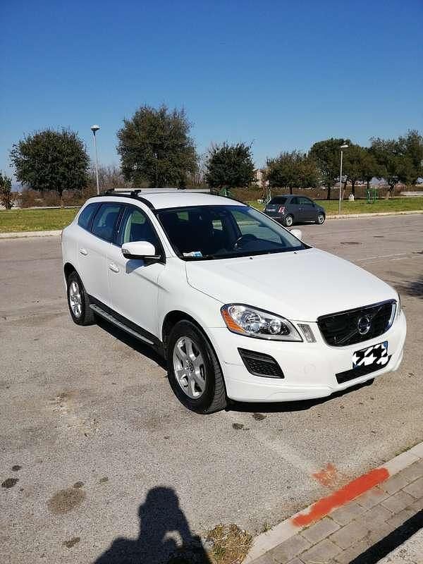 Usata Volvo XC60 Momentum 163 CV (119 kW) 2011 SUV