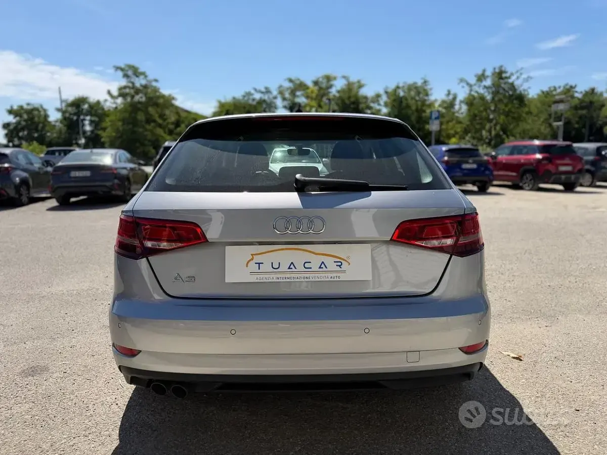Usata Audi A3 Admired 150 CV (110 kW) 2020 Grigio Berlina
