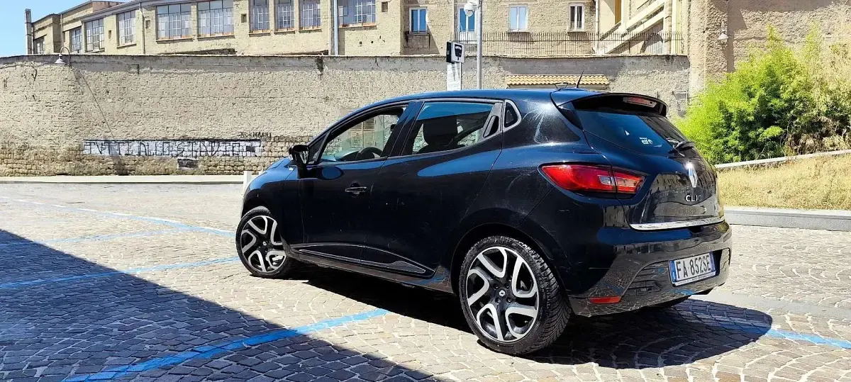 Usata Renault Clio IV 73 CV (53 kW) 2015 Berlina