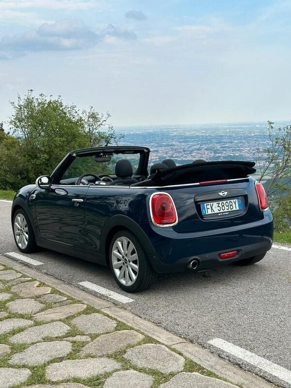 Usata Mini Cooper Cabriolet 116 CV (85 kW) 2017 Blu Cabrio